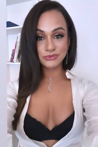 Camilla Costa Camilla Costa